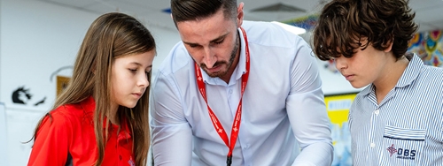 What sets Taaleem apart in a competitive education market